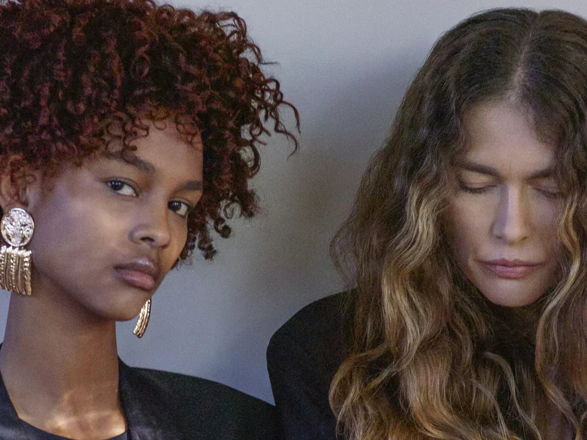 Coloriertes Haar reparieren und kräftigen