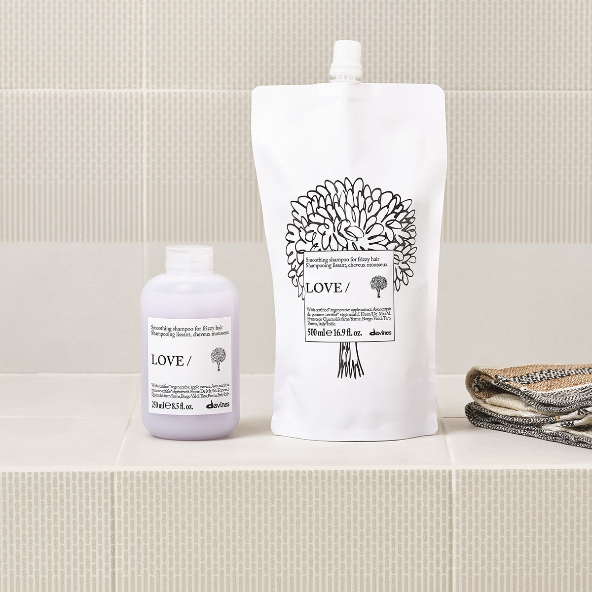 
Davines Germany LOVE SMOOTHING Shampoo - Glättendes Shampoo für zu Frizz neigendes Haar
