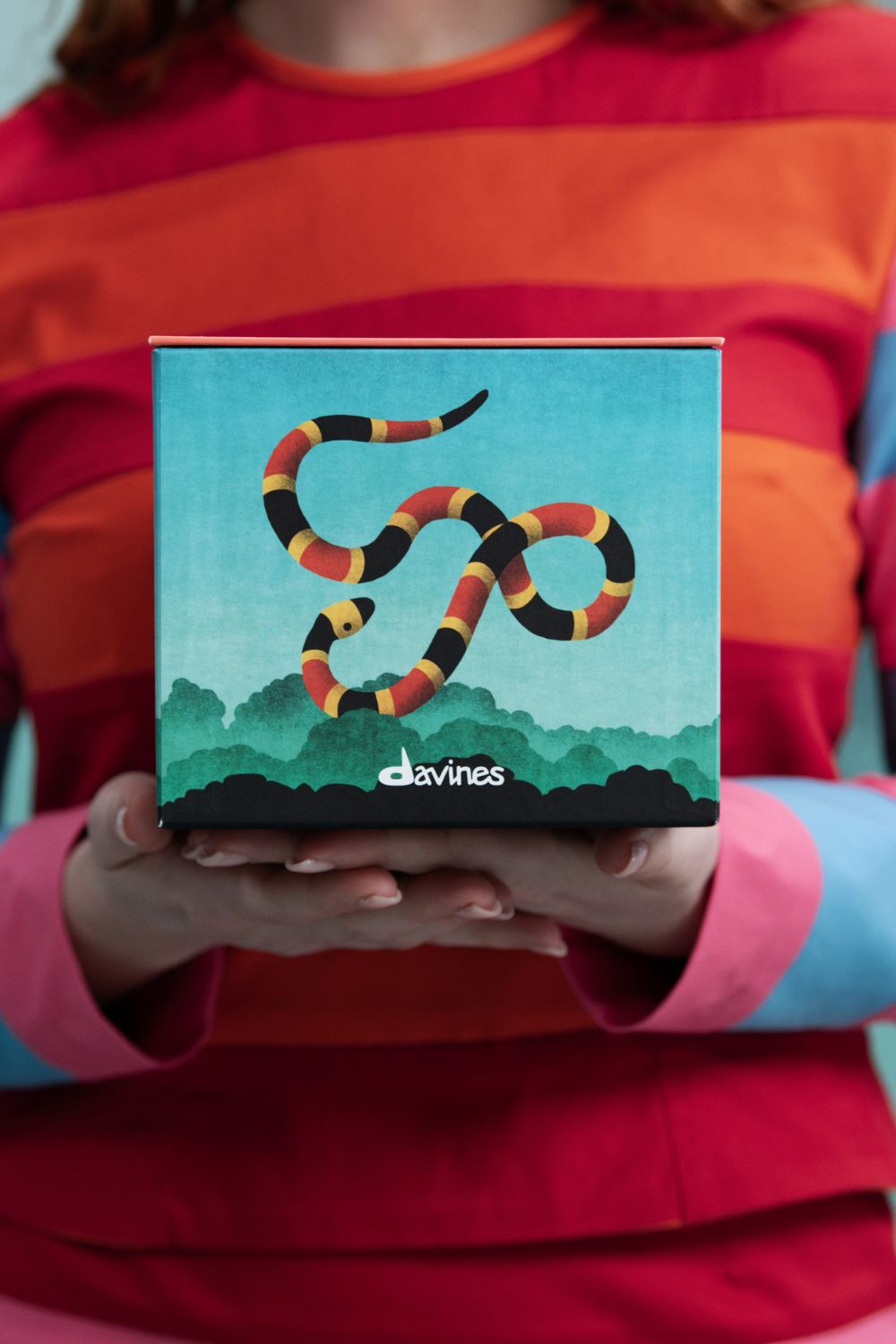 Salonexklusive Geschenksets 1  Davines germany
